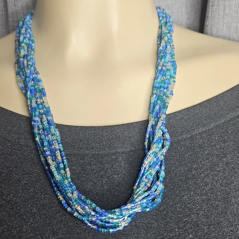 VINTAGE BLUE GLASS BEADED NECKLACE MULTISTRAND - Picture 4 of 6